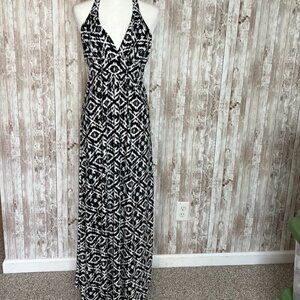 Elan Beach Black & White Halter Maxi Dress size Medium